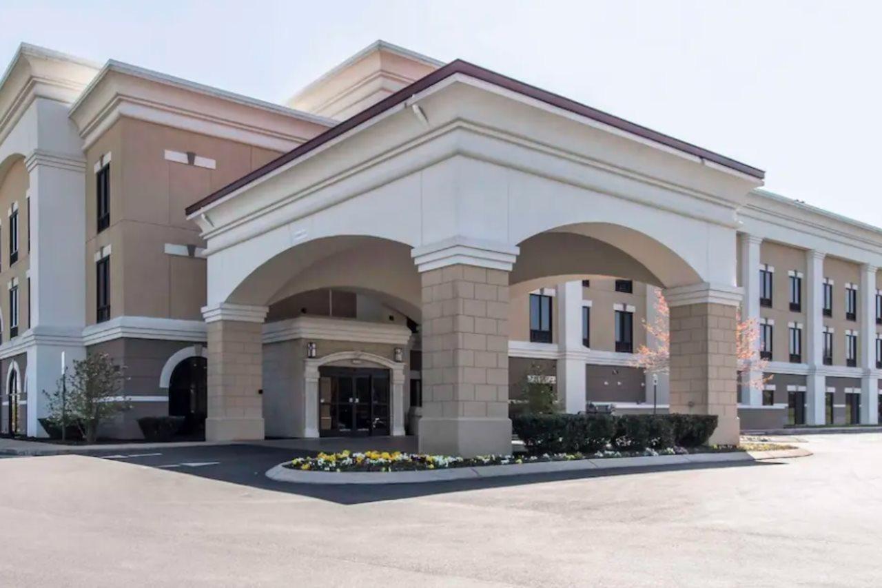 Comfort Suites Smyrna Exterior photo