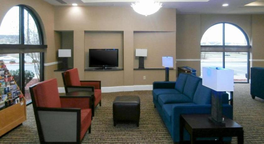 Comfort Suites Smyrna Exterior photo