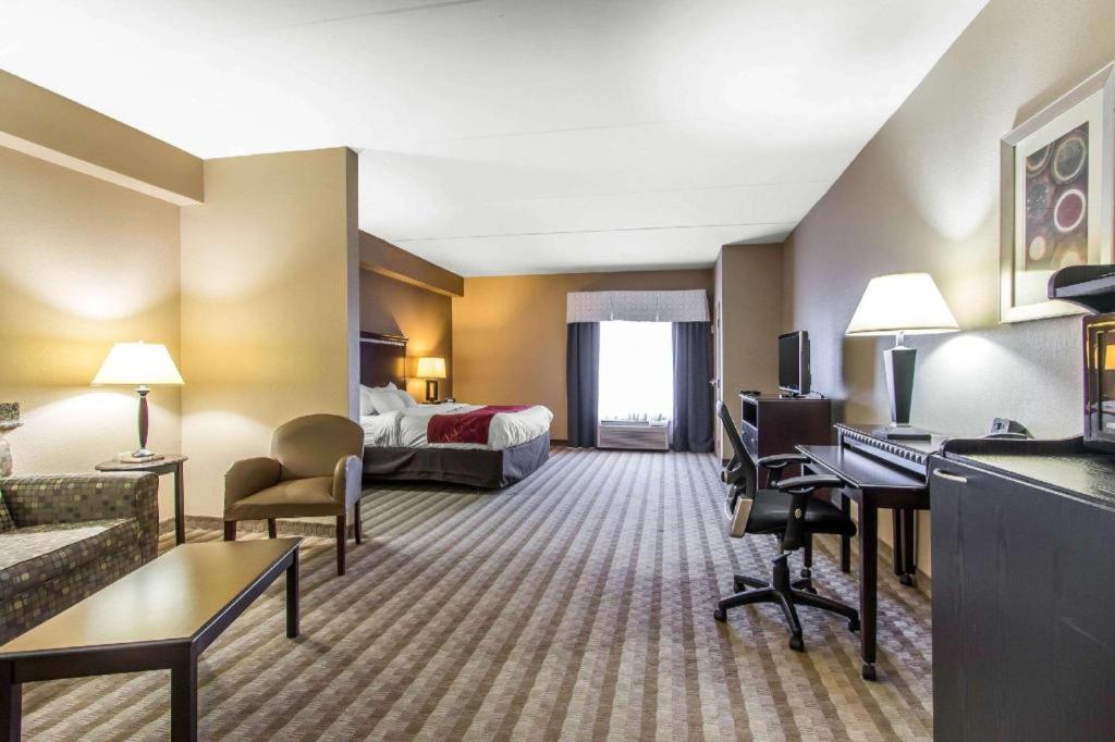 Comfort Suites Smyrna Exterior photo